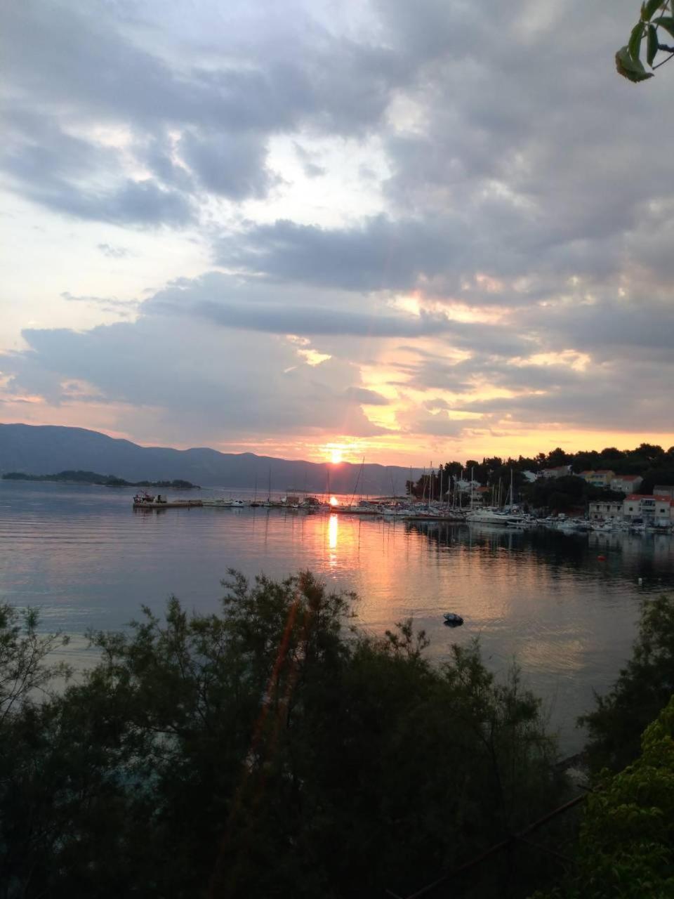 Stone House Gregov Hotel Лумбарда Екстериор снимка